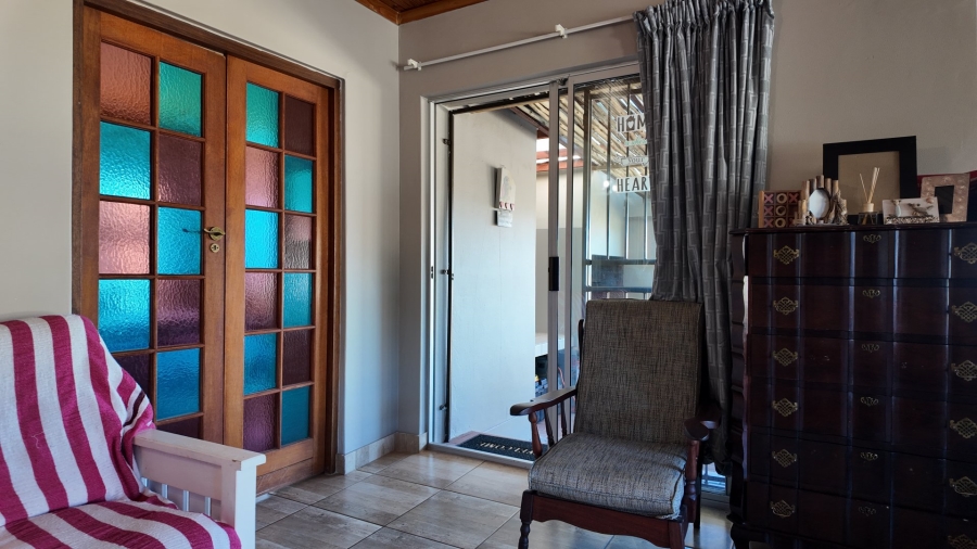 3 Bedroom Property for Sale in Stilbaai Wes Western Cape